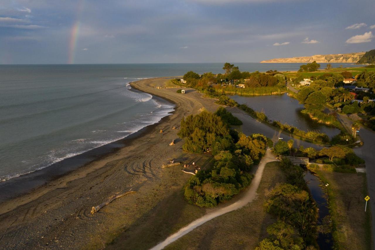 Beach Front Wine Makers Cottage Te Awanga Exterior foto